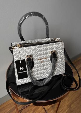 Сумка в стилі michael kors