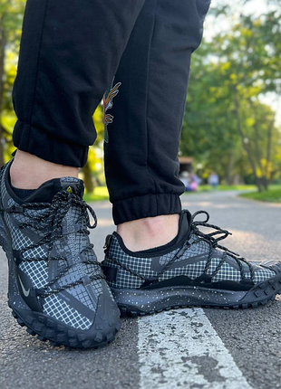 Nike acg mounth low  all black 2