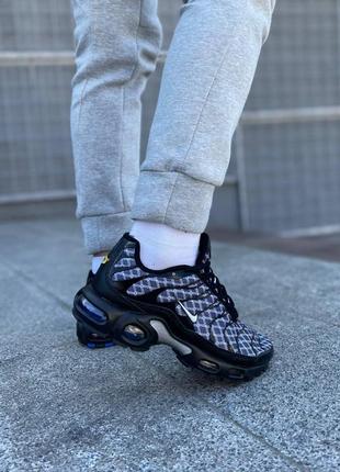 Новинка nike air max plus tn 'france'5 фото