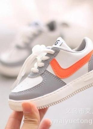 ☘ в наявності хітова модель стильних кроссівок