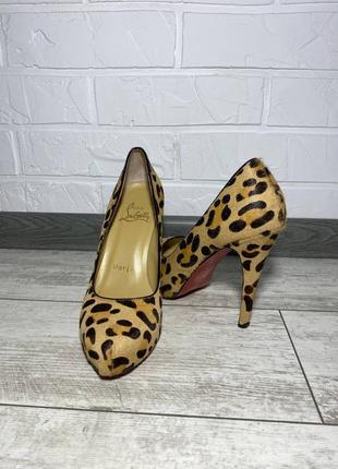 Оригинальные леопардовые лабутены, туфли на шпильке из кожи пони1 фото