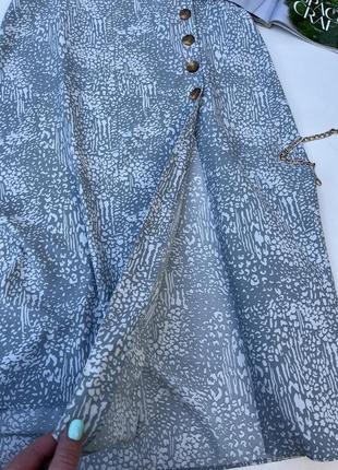 Длинная шифоновая юбка с разрезом. юбка на пуговицах3 фото