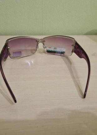 Жіночі сонцезахисні окуляри нові3 фото