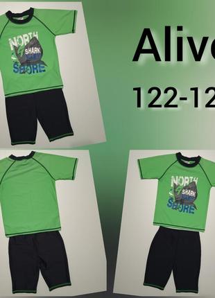 Солнцезащитный купальный костюм футболка + плавки alive 122-128. сток.