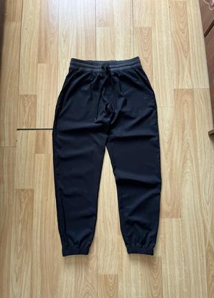 Оригинальные легкие спортивные штаны nike на манжетах1 фото