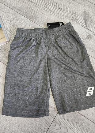 Спортивные шорты crivit 122/128