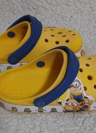 Crocs c9 посипаки желтые миньоны4 фото