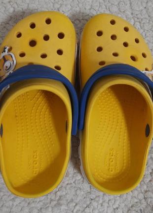 Crocs c9 посіпаки жовті міньони3 фото