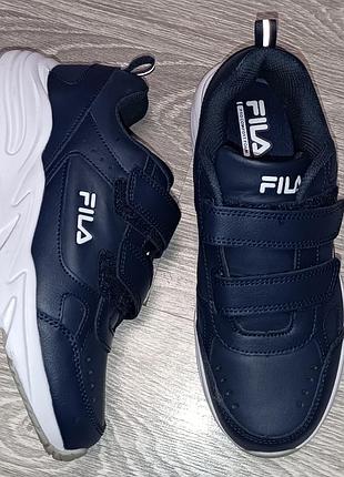 Кожаные кроссовки fila