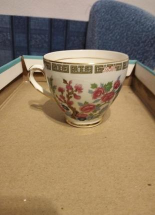 Английские коллекционные чашки из серии 