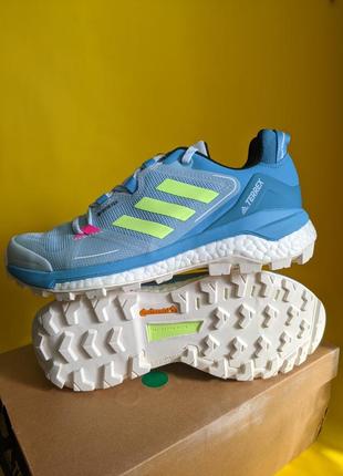 Кроссовки женские adidas terrex