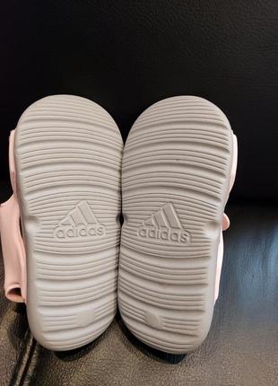 Детские босоножки adidas (23-24 размер)3 фото