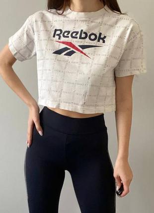 Укороченная футболка рыбок, стильная футболка reebok, женская футболка-мешек