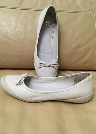 Білі шкіряні туфлі eco1 фото