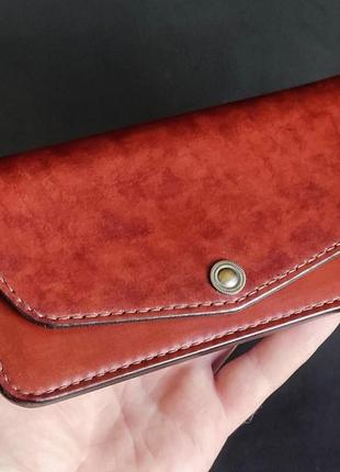 Гаманець з натуральної шкіри.