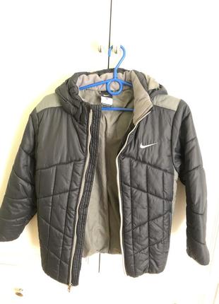 Куртка nike зимняя мальчишку 8-10 лет