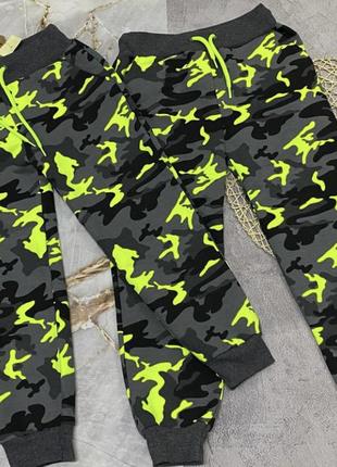 Спортивні штани на хлопчика