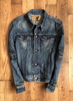 Джинсова куртка levi's