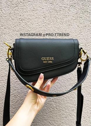 Черная сумка guess