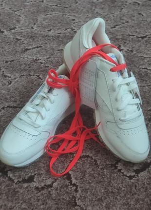 Кроссовки женские reebok