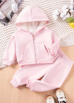 Замечательный теплый детский костюмчик для прохладных осенних вечеров