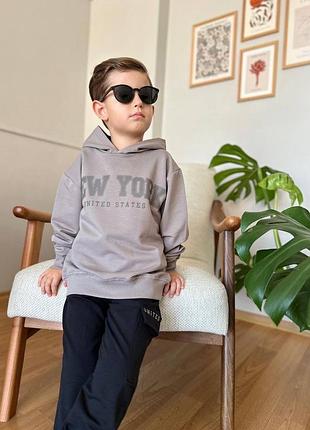 Спортивний костюм на хлопчика