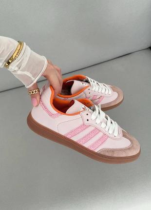 Жіночі кросівки рожеві adidas samba6 фото