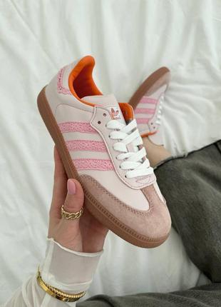 Жіночі кросівки рожеві adidas samba5 фото