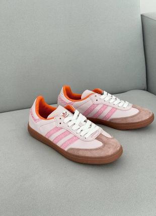 Жіночі кросівки рожеві adidas samba2 фото