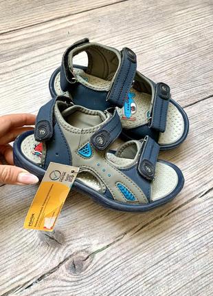 Сандали на мальчика2 фото