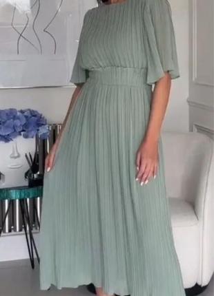 Шикарное мятное платье плиссе zara