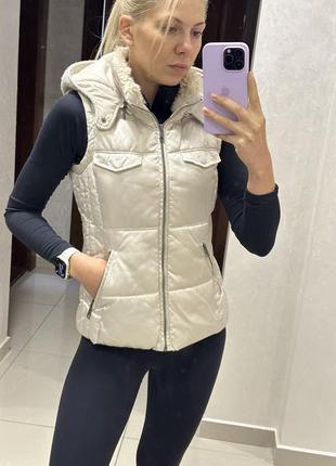 Жилетка zara