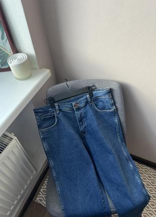 Джинсы прямые wrangler