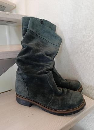 Женские сапоги из натурального замша.