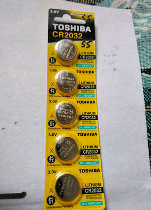 Батарейки toshiba cr2032 lithium.нові.