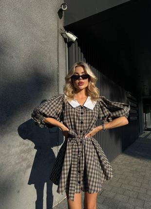 Платье с воротничком