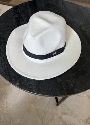 Шляпа белая