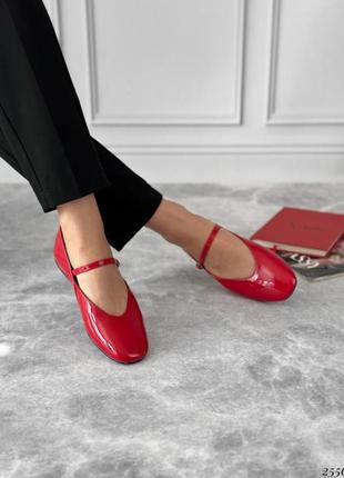 Червоні лаковані жіночі туфлі балетки жіночі класичні туфлі балетки