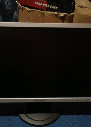 Монітор samsung.19".