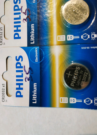 Philips cr2032 lithium 2