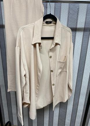 Костюм жіночий