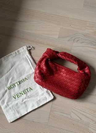Сумка в стиле bottega