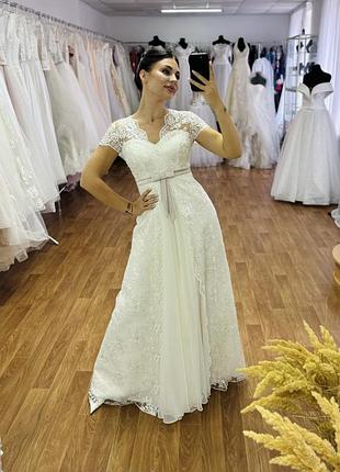 Шикарное свадебное платье непишное кружево