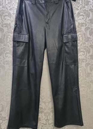 Asos модні штани з екошкіри