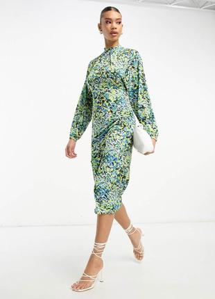 Нова міді сукня river island в абстрактний принт zara asos