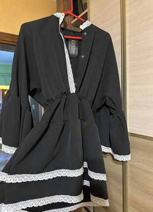 Женское платье