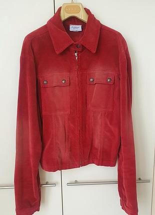 Оксамитова куртка