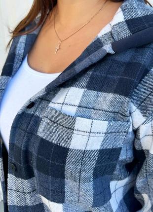 Костюм с рубашкой в клетку с пуговицами с двойным капюшоном с манжетами на рукавах с брюками на флисе с карманами с манжетами9 фото