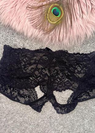 Eротические, кружевные трусики с открытым доступом