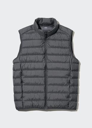 Ультратонкий пуховий жилет великий розмір uniqlo (452739)2 фото